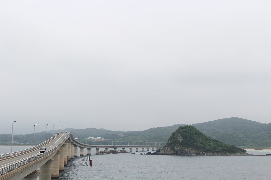 角島　有名ですよね。。