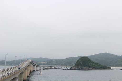 角島　有名ですよね。。