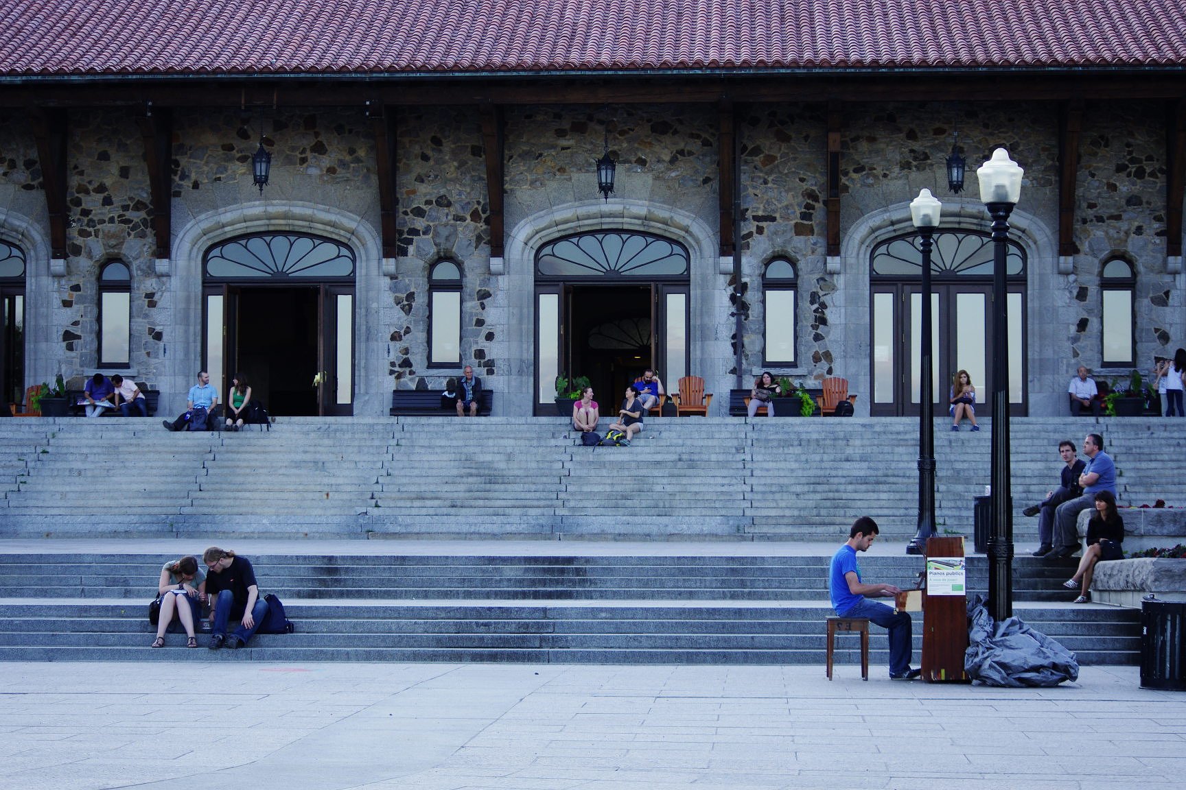 Pianos Publics