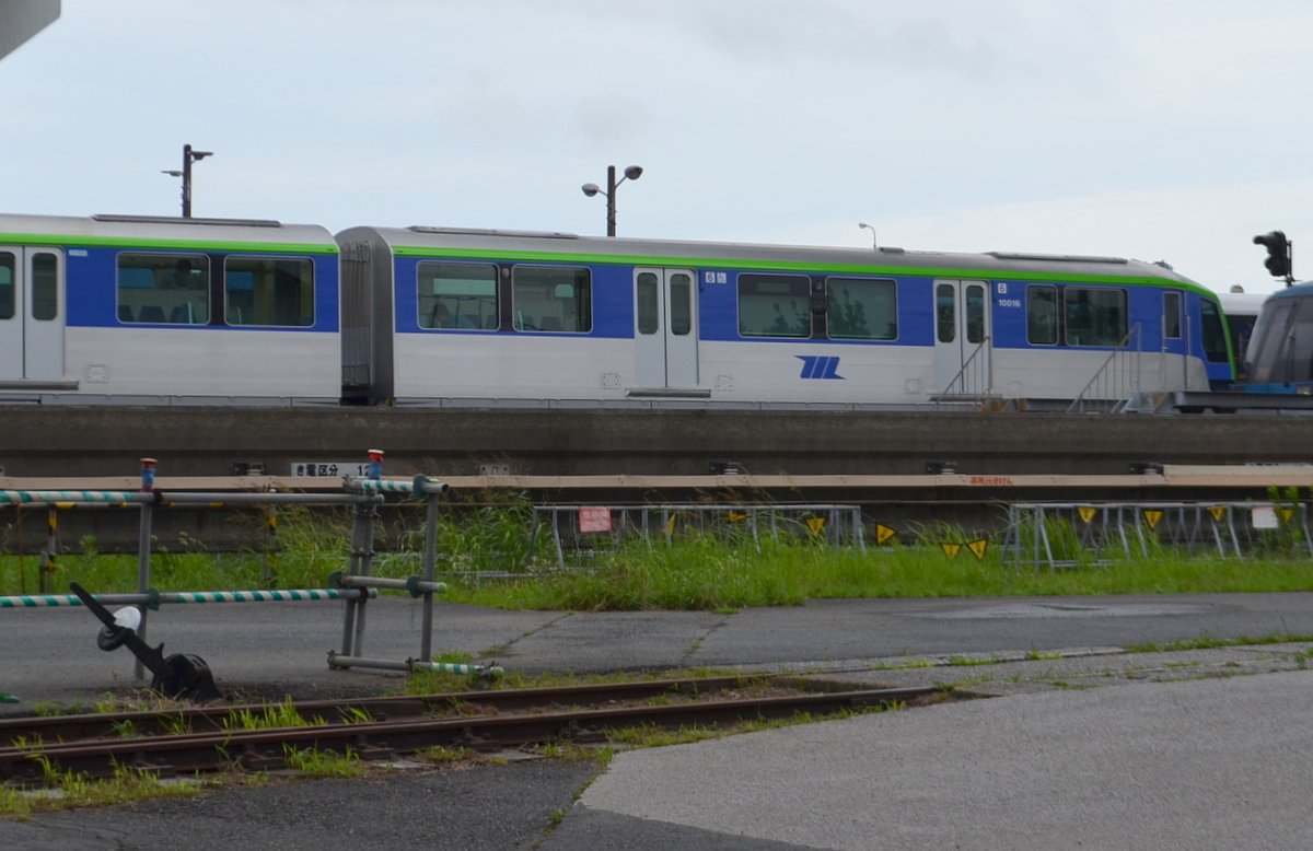 東京モノレール　新型車両１００００形