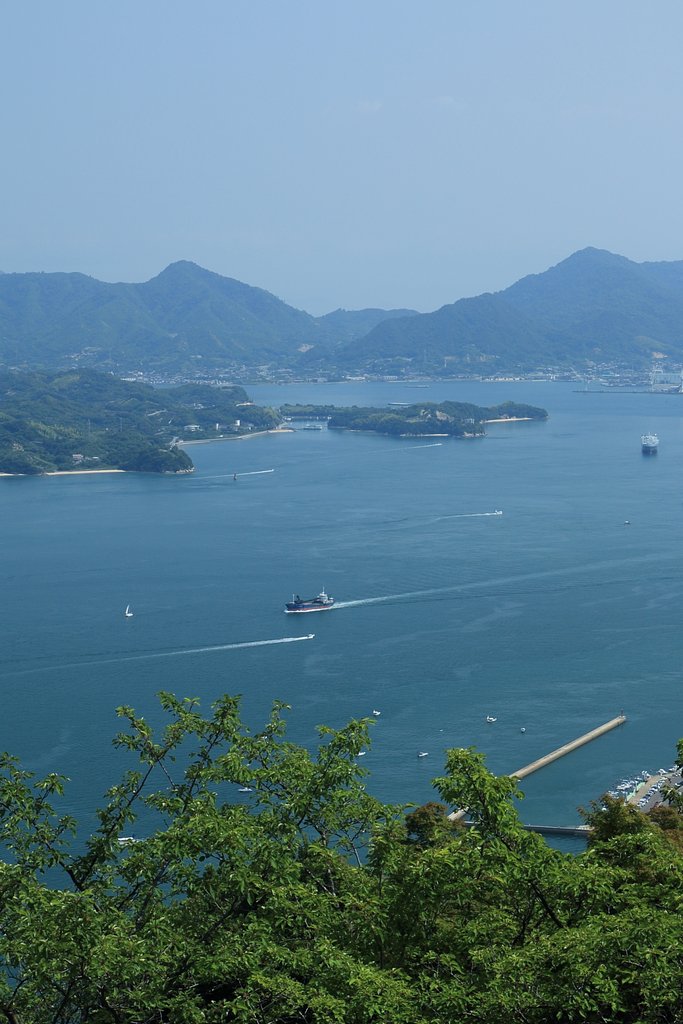 三原市筆影山より瀬戸内海を望む