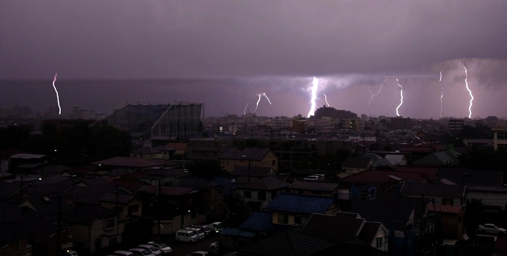 落雷の夜