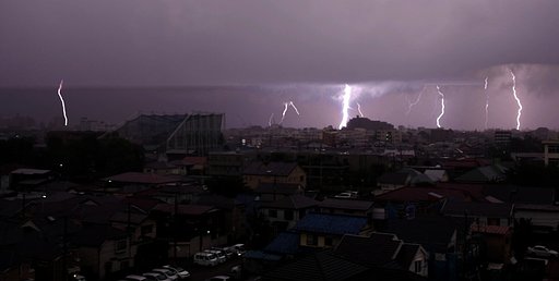 落雷の夜
