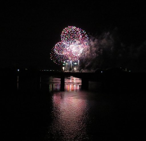 今年初花火