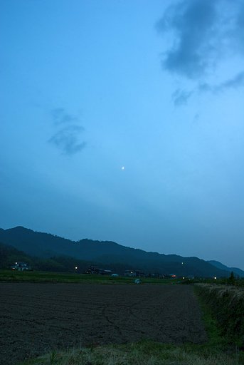 西の夕空。