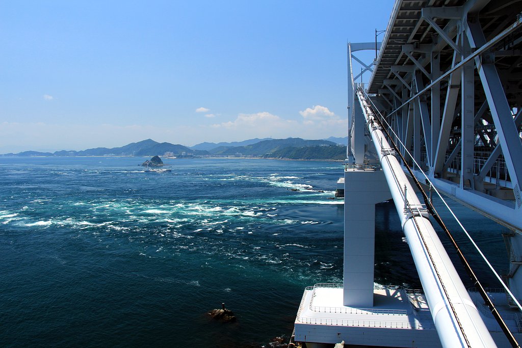 大鳴門橋