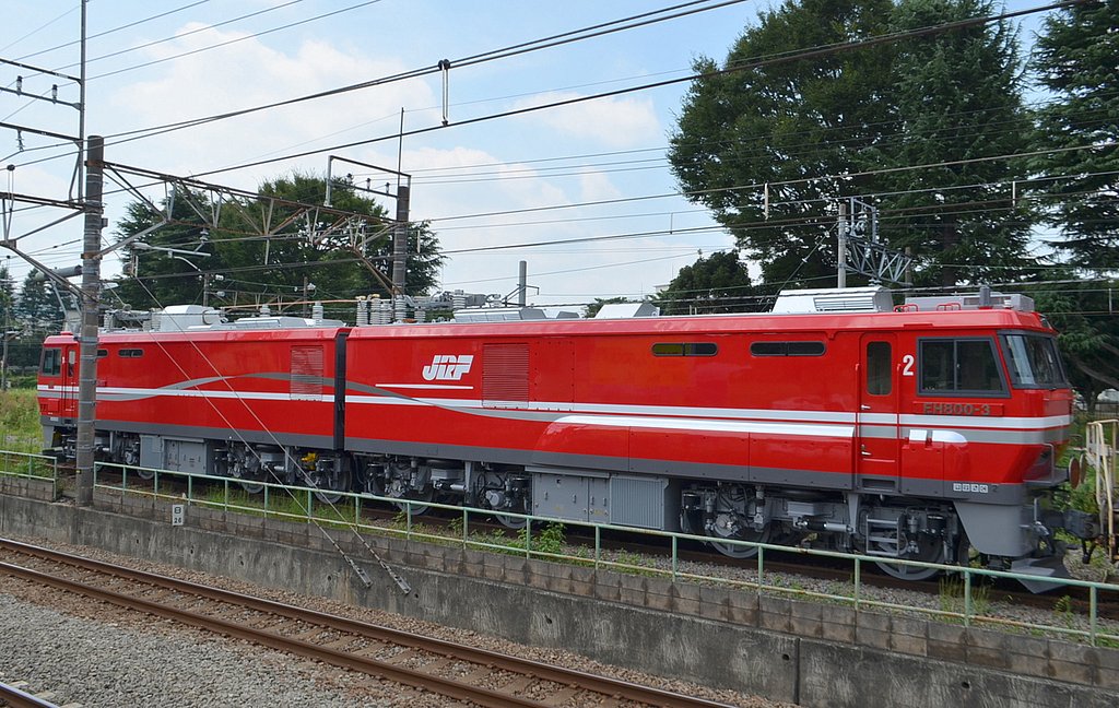 電気機関車E800系