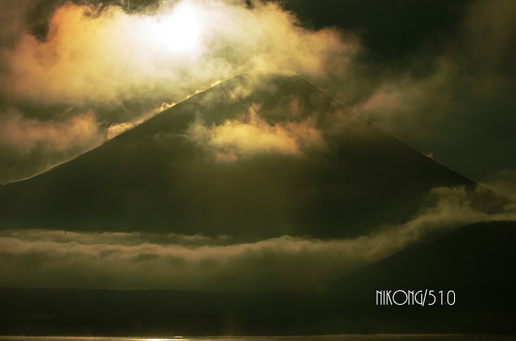 2014晦日の本栖湖富士山
