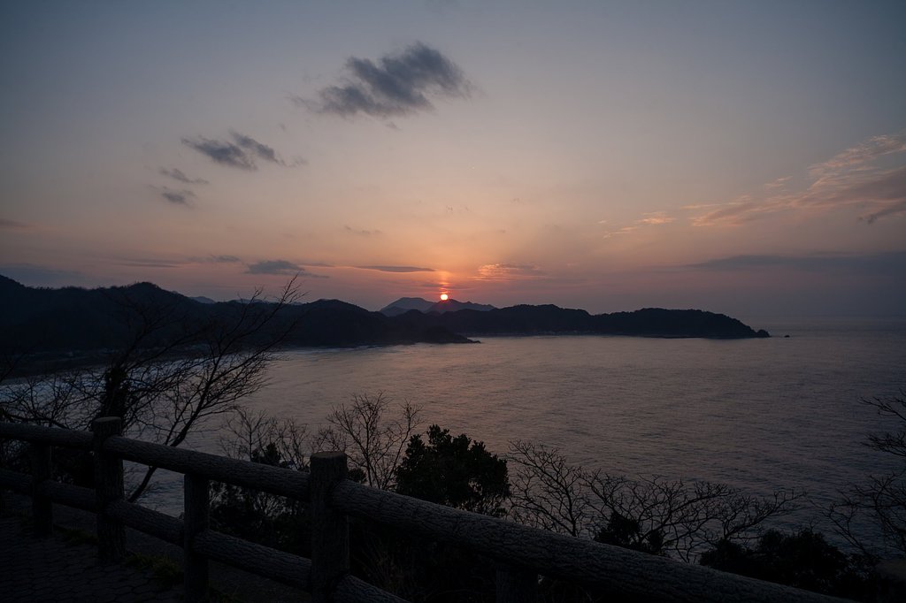 美しい夕焼け、その後・・。