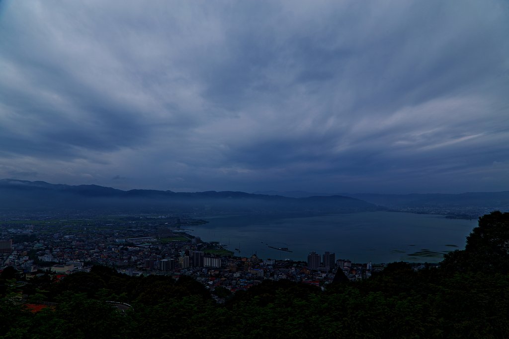 諏訪遠望