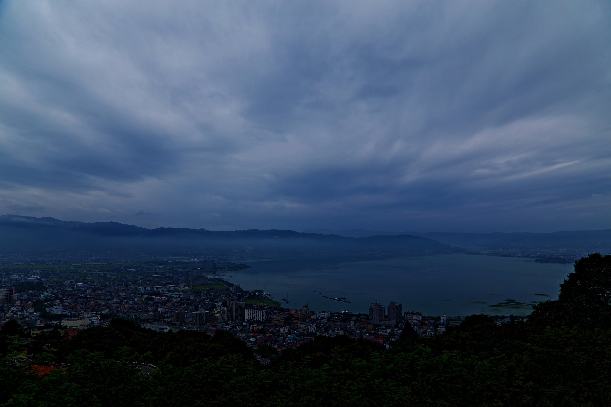 諏訪遠望