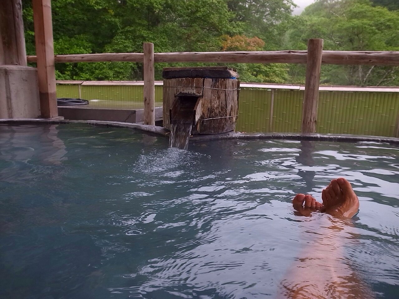 足だけ