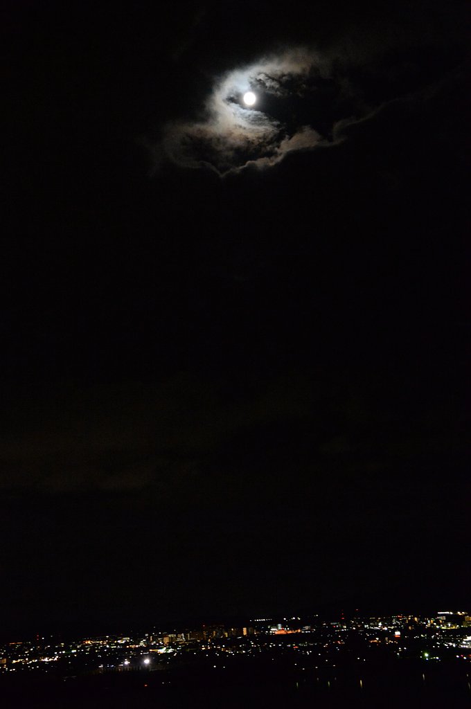 月夜の琵琶湖