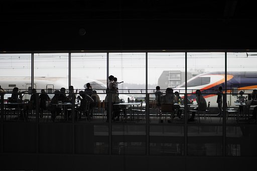 シンカンセンシアターE2＋E4
