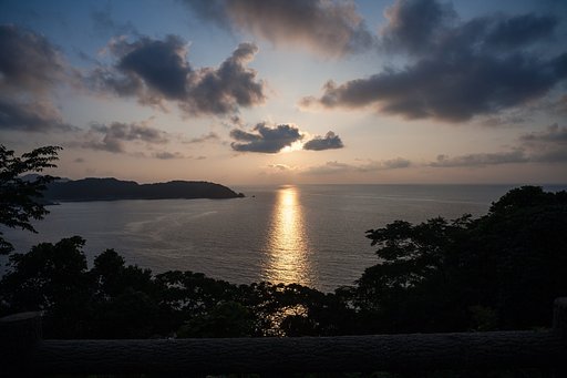 陸上岬からの夕焼け-2。