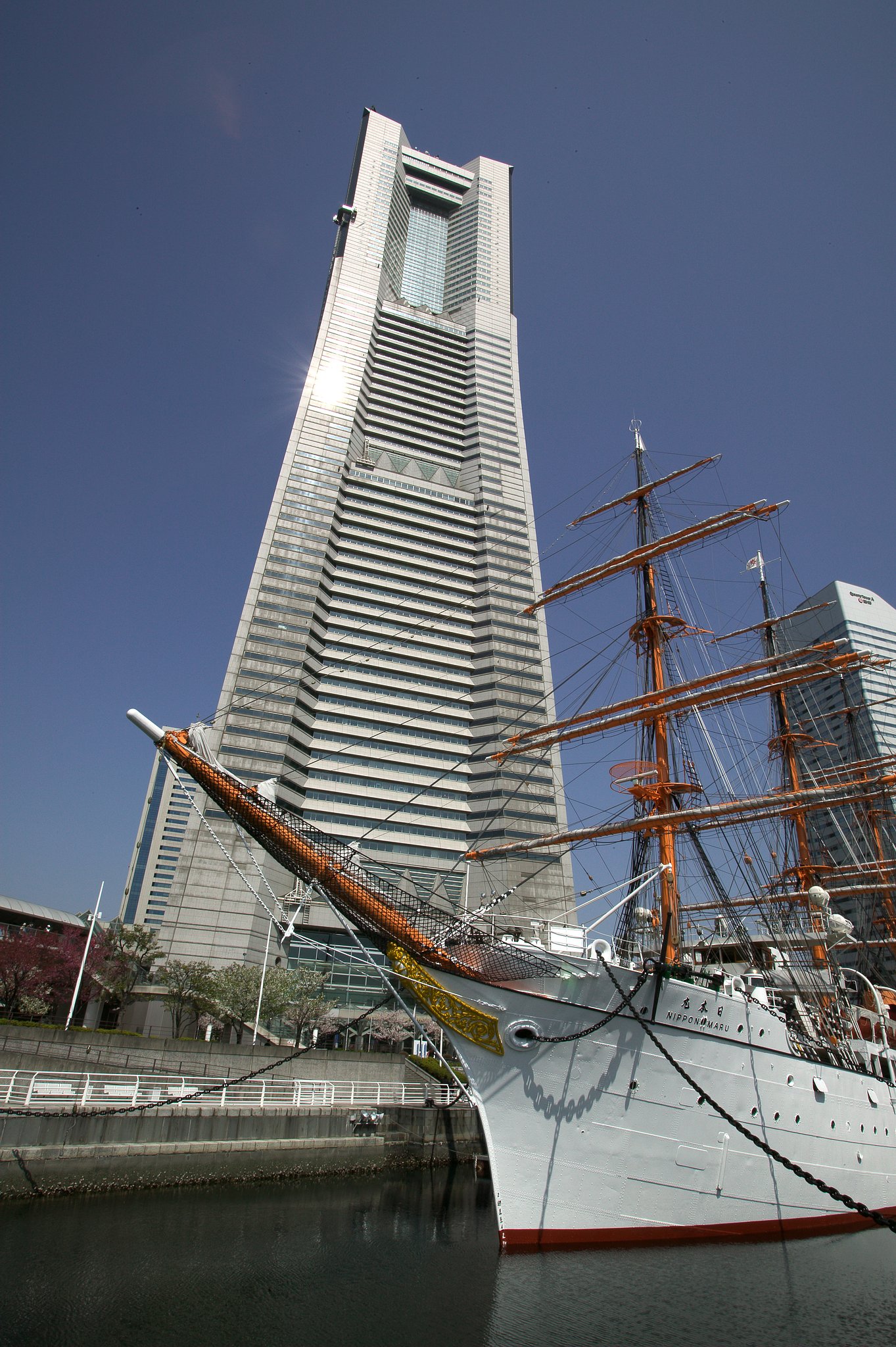 EF16-35mm F2.8 L USM