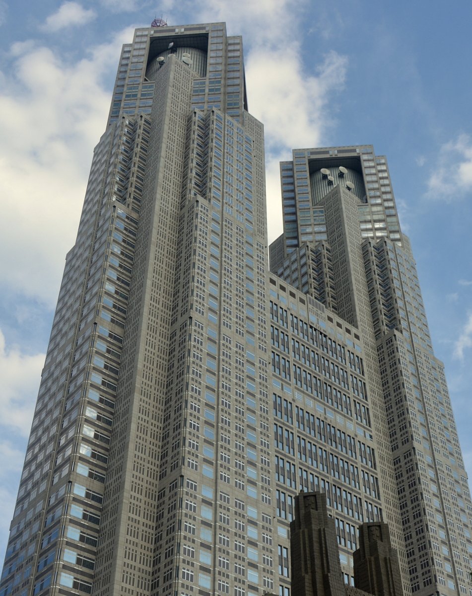 都庁と都庁の砂像
