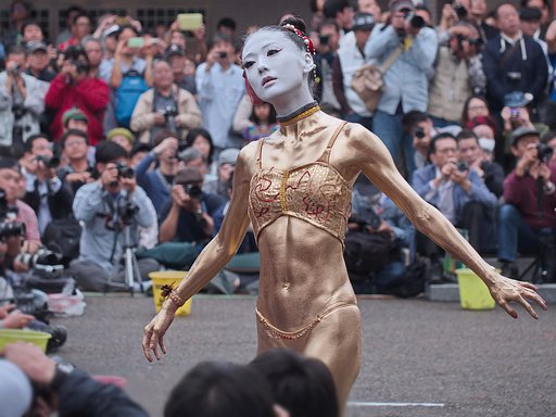 金粉ショー