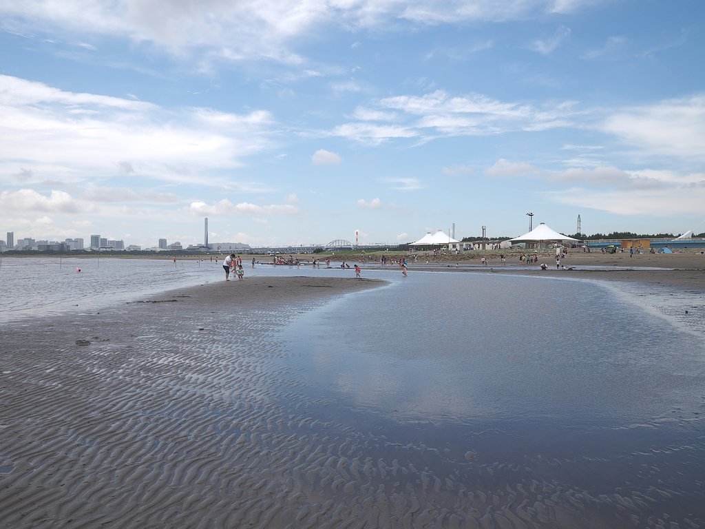 空はミズイロ、水はソラの色