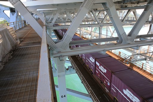 瀬戸大橋の中段