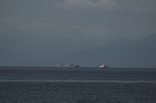 微睡みの海