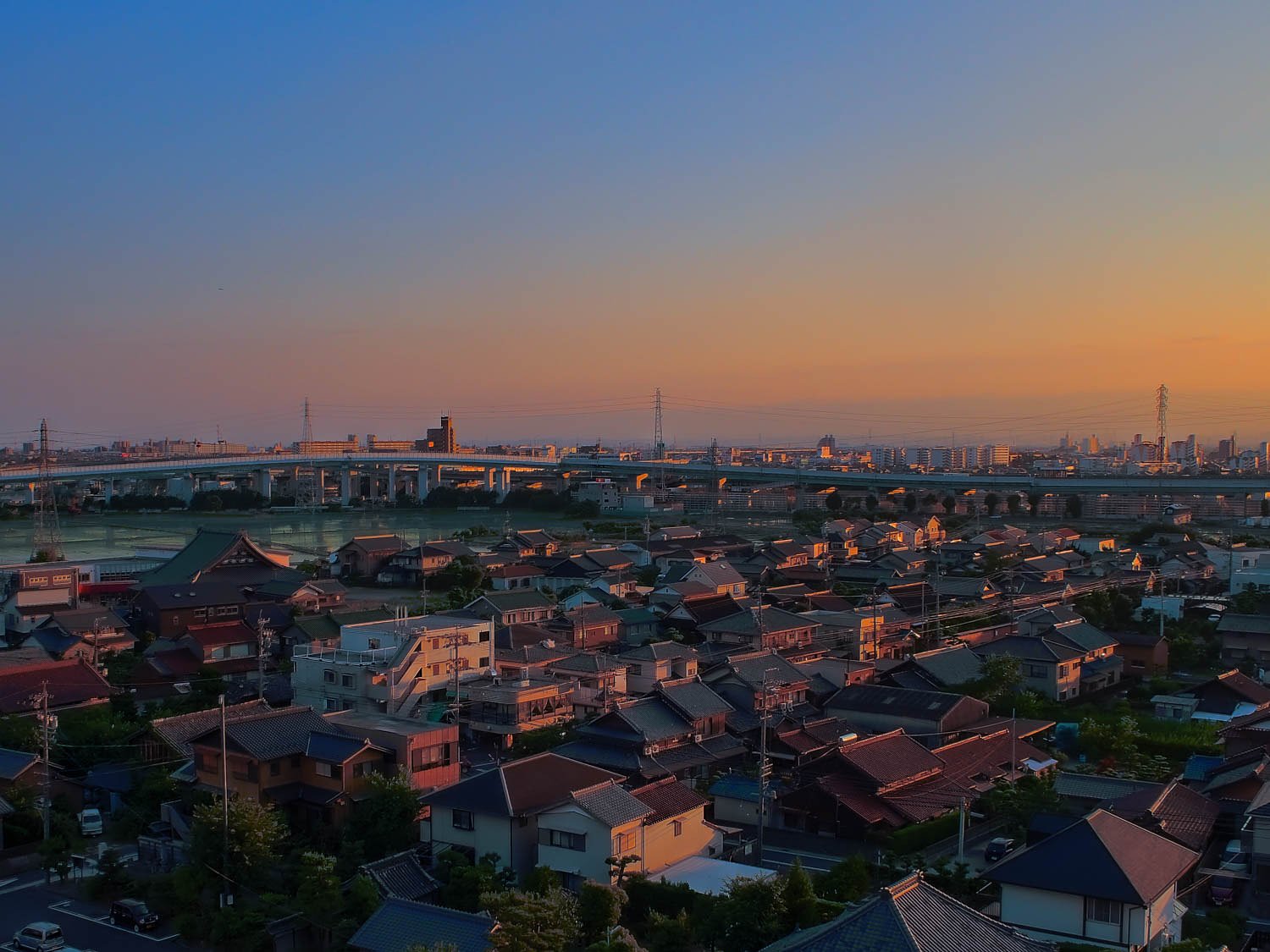 【温】我が町の夕焼け