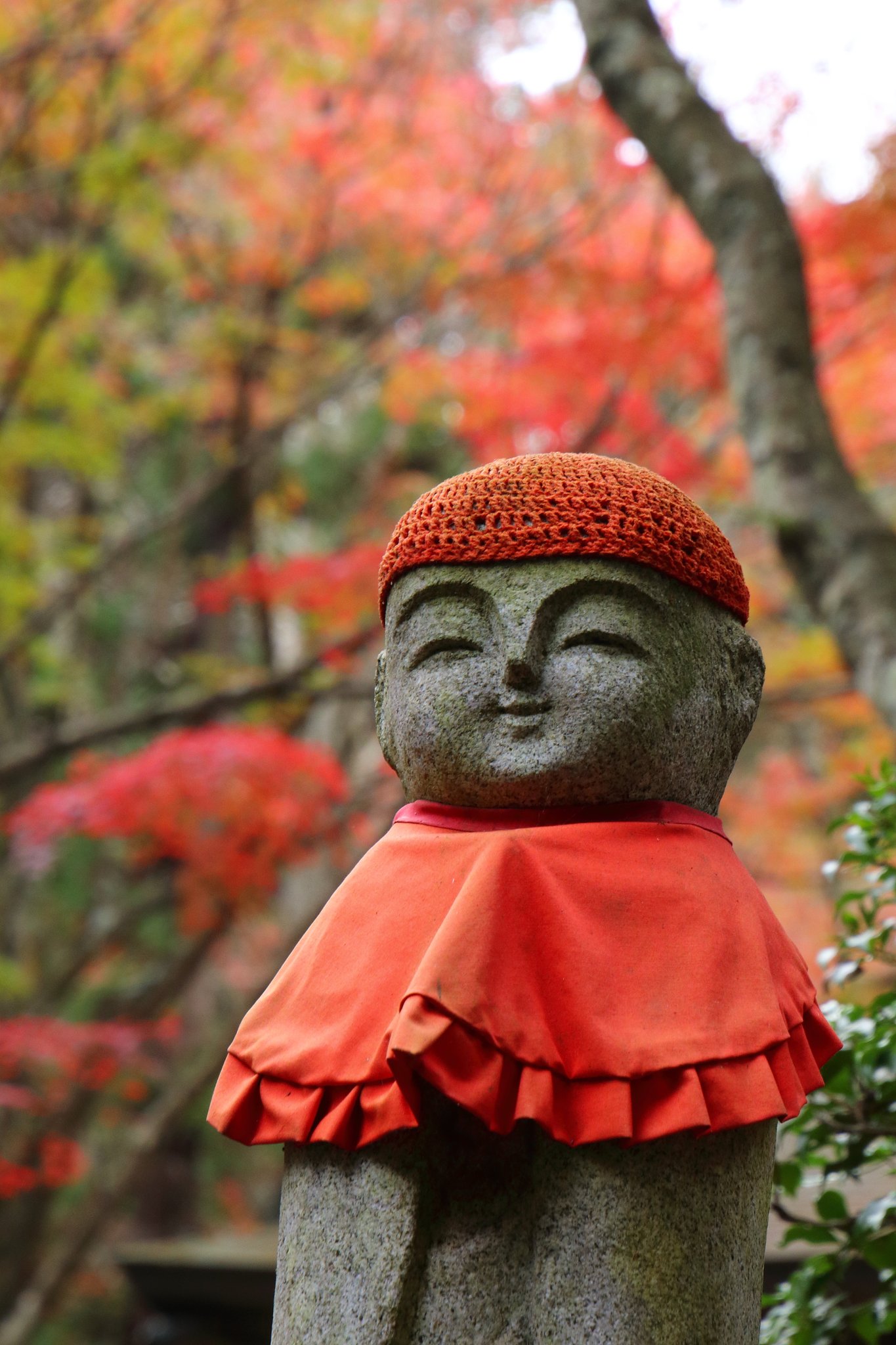 【今年の一枚】紅葉とお地蔵さま
