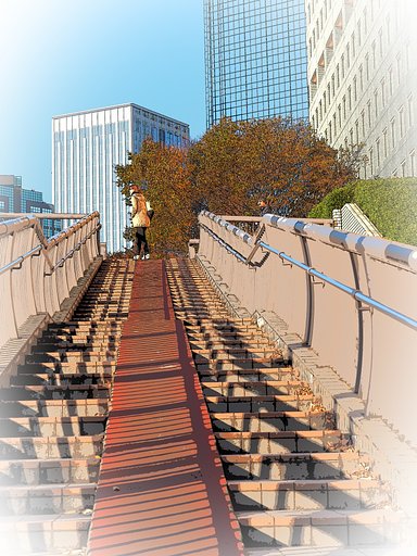 坂のある風景～新宿中央公園そば～