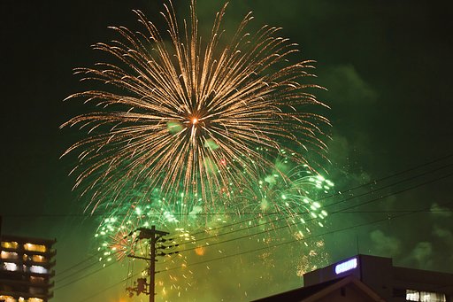 昨年の淀川花火