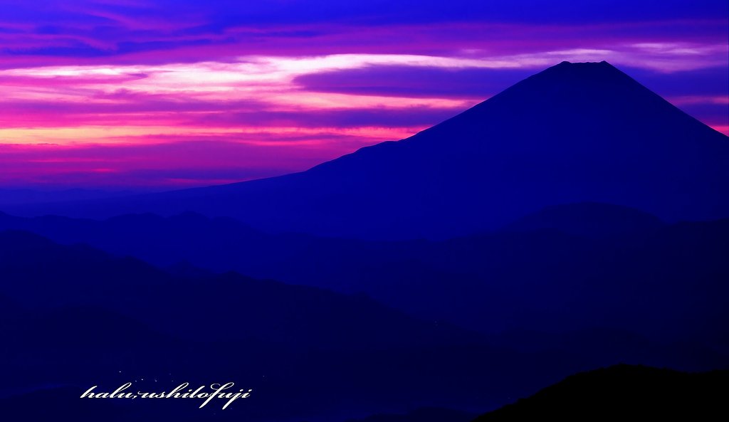 富士山と子分たち