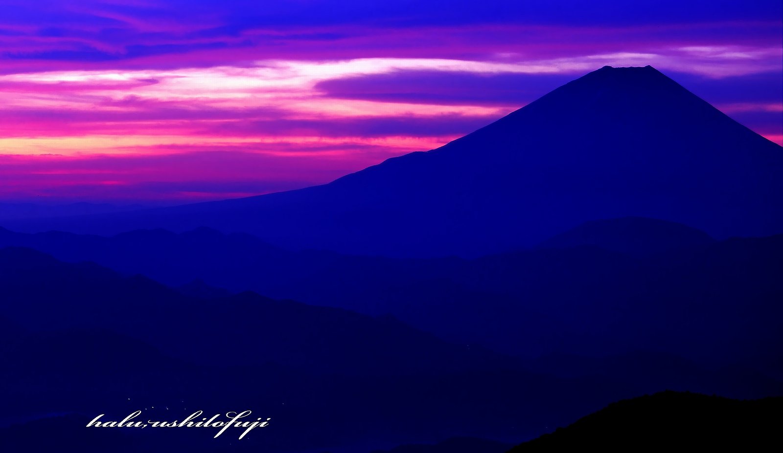富士山と子分たち