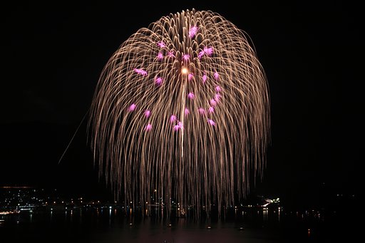 三原やっさ祭花火二尺玉