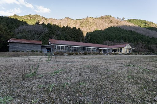 山の廃校