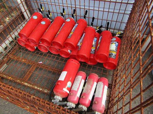 消火器の入れ物