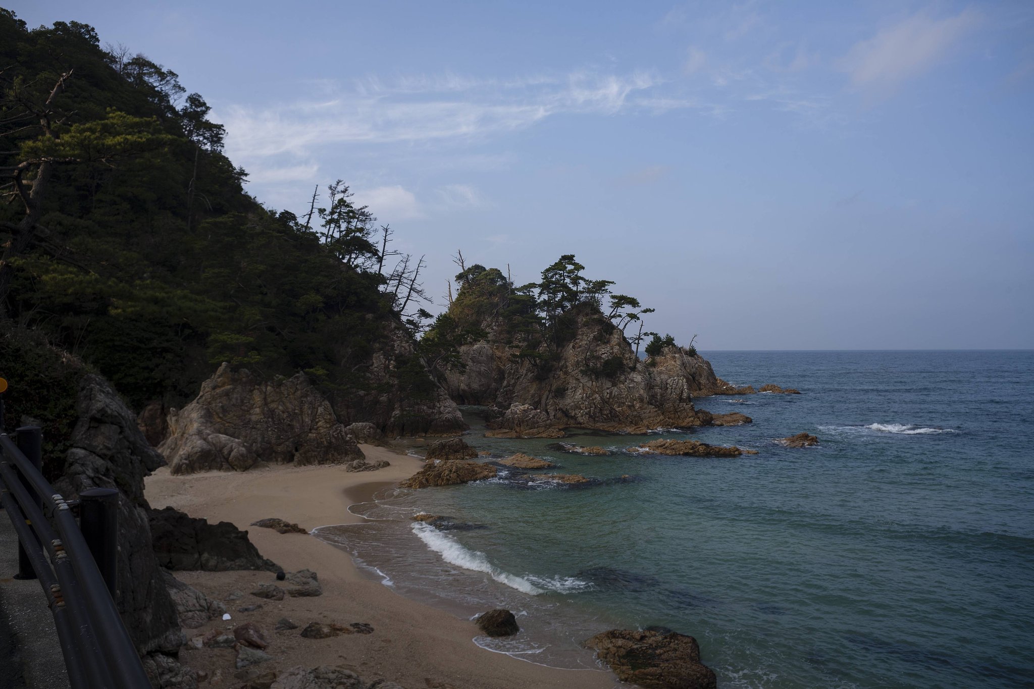 西脇海岸西端。