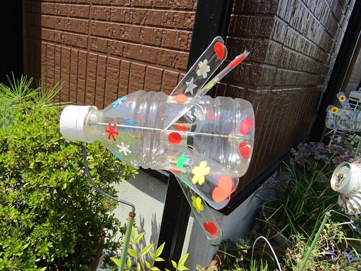 ペットボトルを改造です