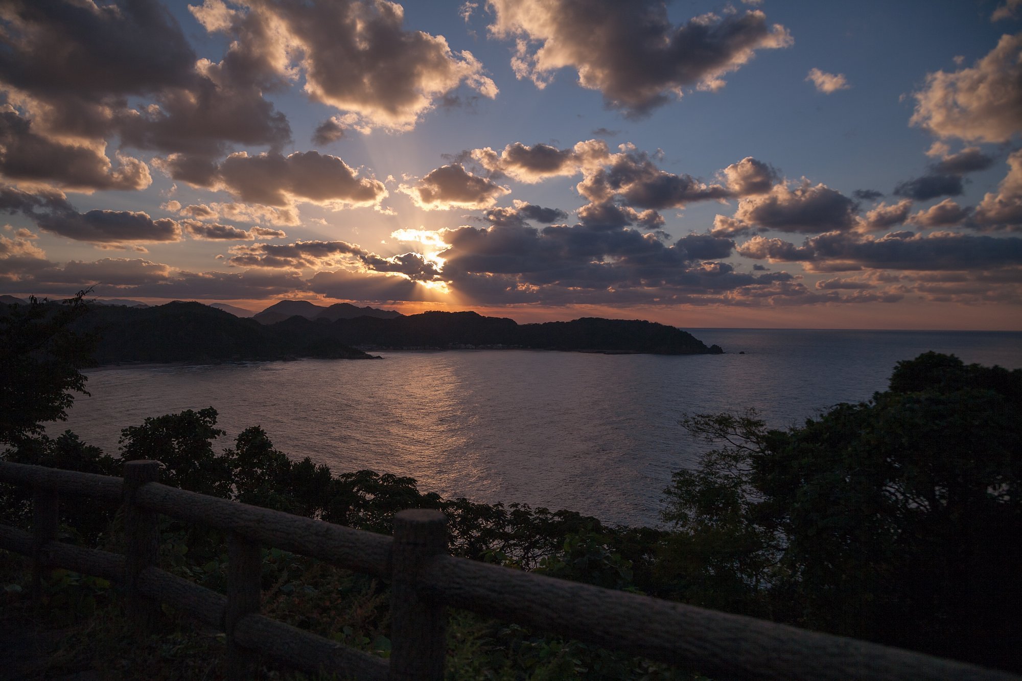 陸上岬の夕焼け-2。