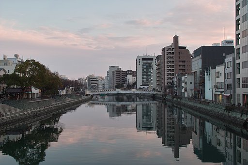 新町川