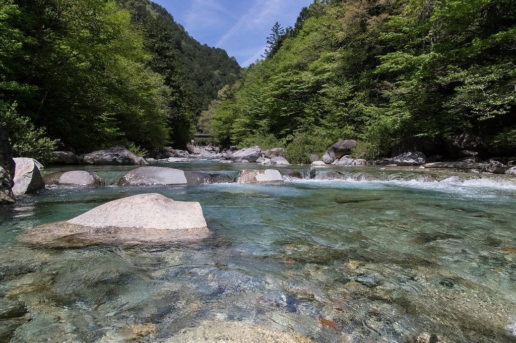 渓流の調べ