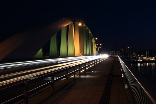 【動感】静と動（広島市宇品大橋）