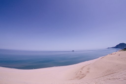空、海、砂丘。