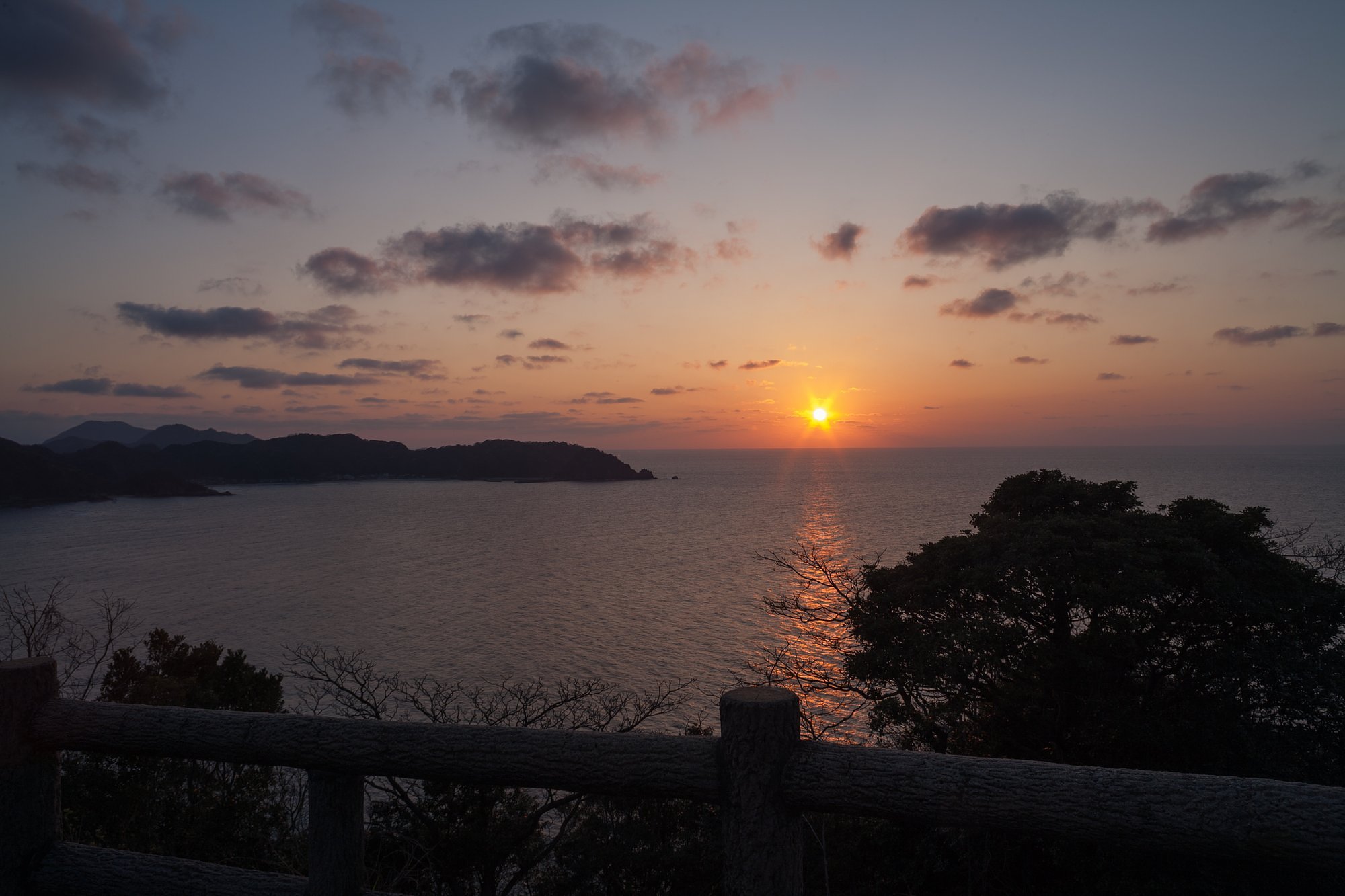 日本海の夕焼け-2。