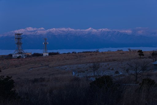 白き峰々