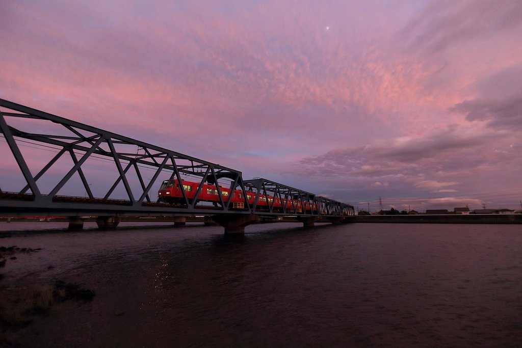 夕映えの名古屋鉄道・常滑線