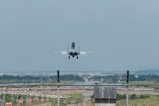 【広がり】F15Landing