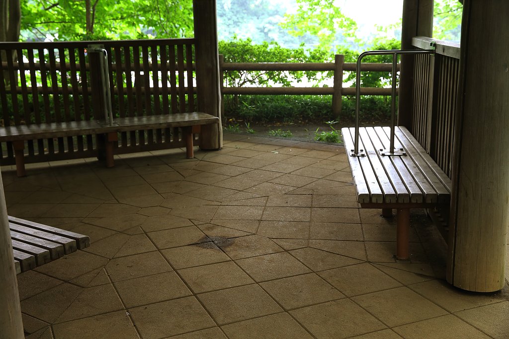 東屋に着いた