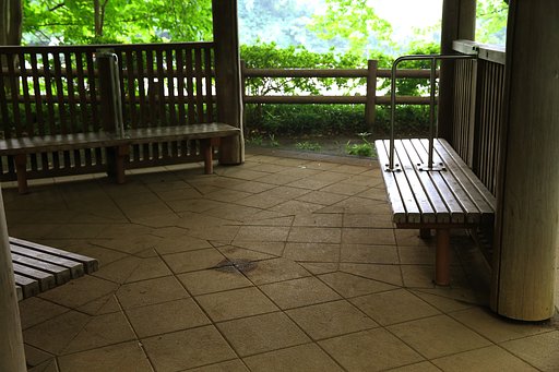 東屋に着いた