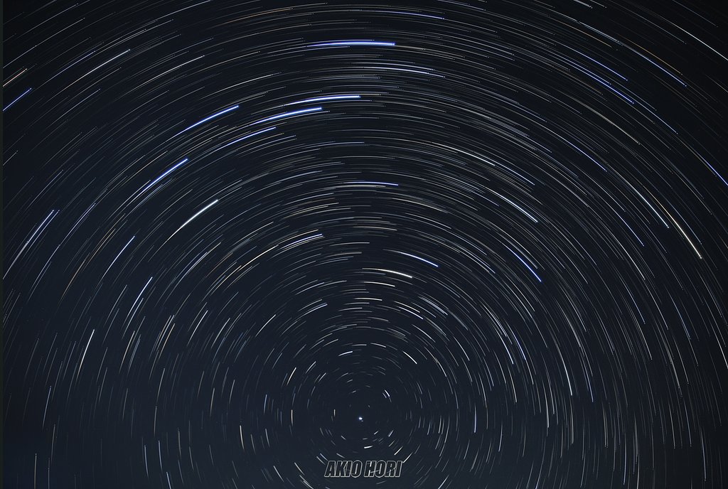 北極星を中心に。