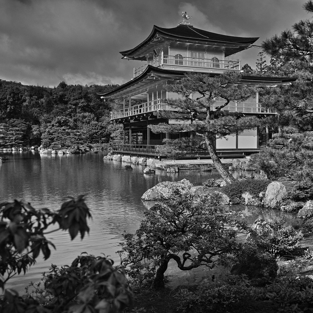 鹿苑寺