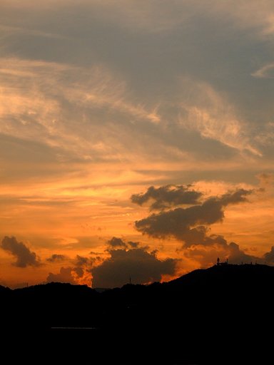 明日の天気は？
